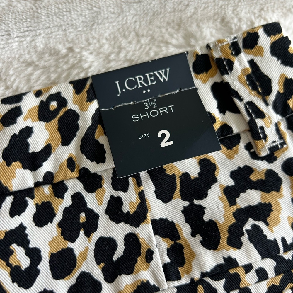 Leopard Print Chino Shorts - Picture 6 of 8